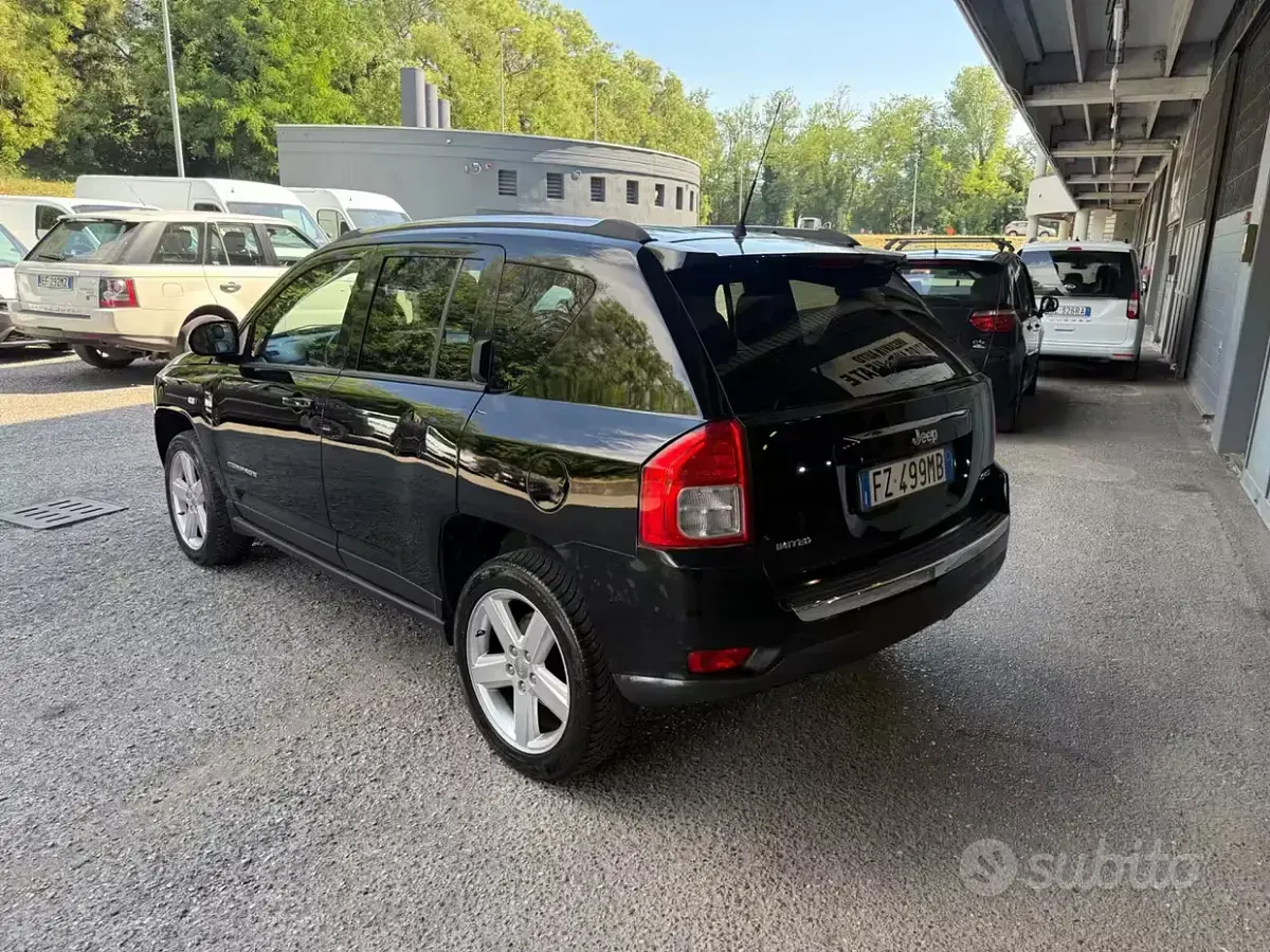 Usata Jeep Compass Limited 163 CV (119 kW) 2012 Nero SUV