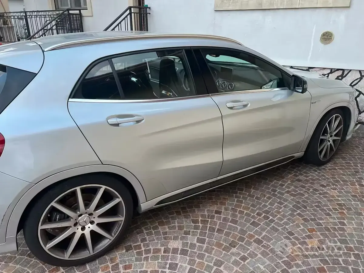 Usata Mercedes GLA45 AMG AMG 381 CV (280 kW) 2016 Grigio SUV