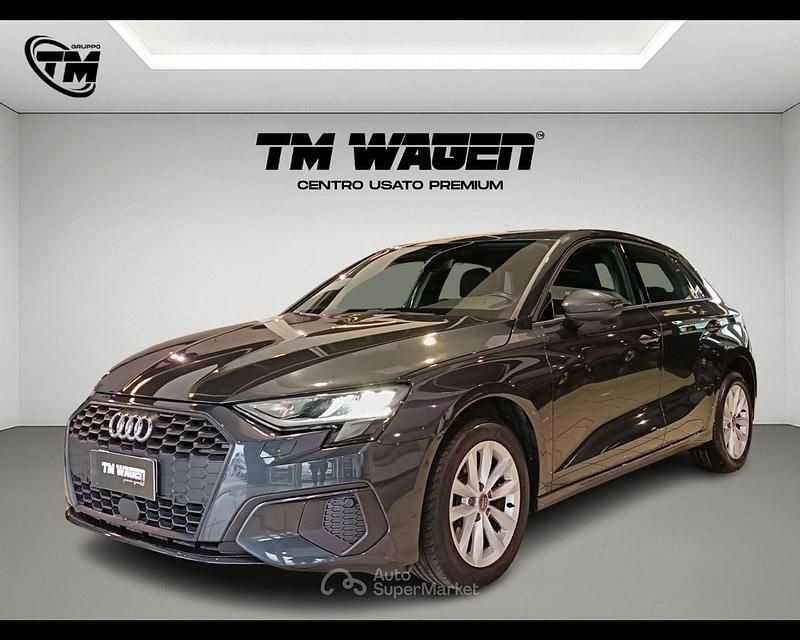 Usata Audi A3 Business 116 CV (85 kW) 2021 Grigio Berlina