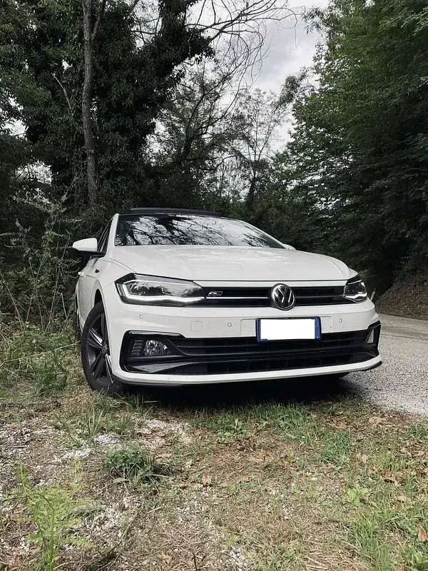 Usata VW Polo R-line 95 CV (69 kW) 2019 Utilitaria