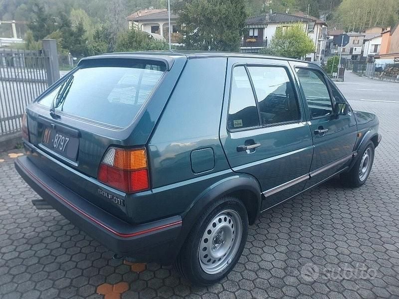 Usata VW Golf II GTI 111 CV (81 kW) 1985 Verde Utilitaria