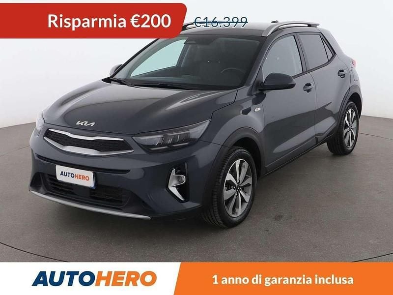 Grigio Usata 2023 Kia Stonic Urban SUV | 16.199 € (Buon prezzo) - Immagine 1/3
