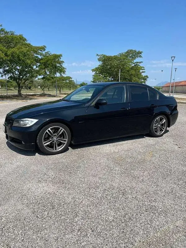 Usata BMW 320 177 CV (130 kW) 2008 Nero Berlina