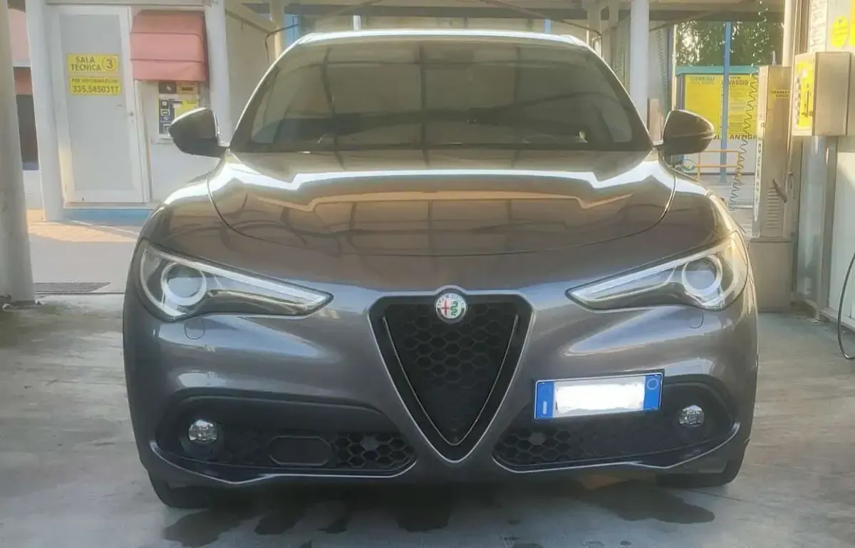 Usata Alfa Romeo Stelvio Super 150 CV (110 kW) 2018 SUV