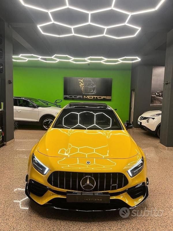 Usata Mercedes A45 AMG AMG 421 CV (309 kW) 2020 Giallo Berlina