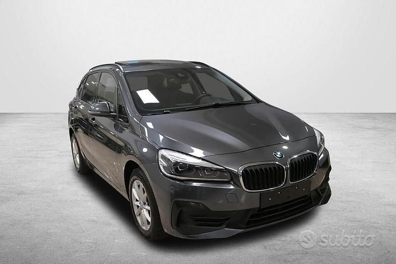 Usata BMW 216 Active Tourer Advantage 116 CV (85 kW) 2021 Grigio Monovolume