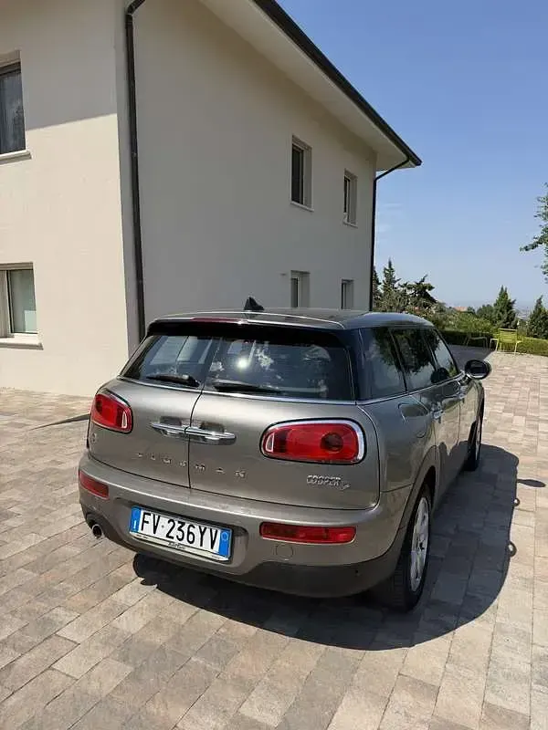 Usata Mini Cooper D Clubman 150 CV (110 kW) 2019 Grigio Station wagon