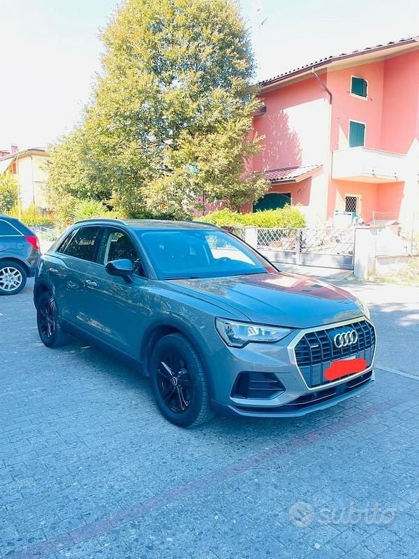 Usata Audi Q3 Ambiente 150 CV (110 kW) 2021 Grigio SUV