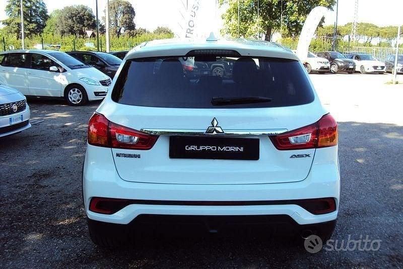 Usado Mitsubishi ASX Instyle 117 CV (86 kW) 2019 Blanco SUV