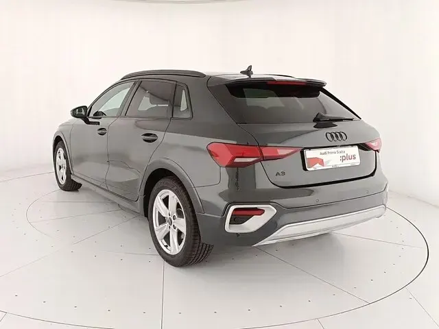 Nuova Audi A3 Business 150 CV (110 kW) 2026 Grigio manhattan metallizzato Berlina