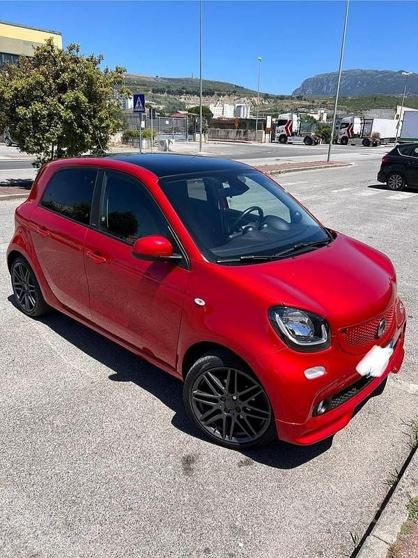Usata Smart ForFour Brabus 90 CV (66 kW) 2020 Rosso Utilitaria