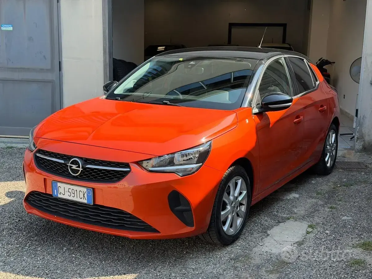 Usata Opel Blitz Edition 75 CV (55 kW) 2022 Arancione Berlina