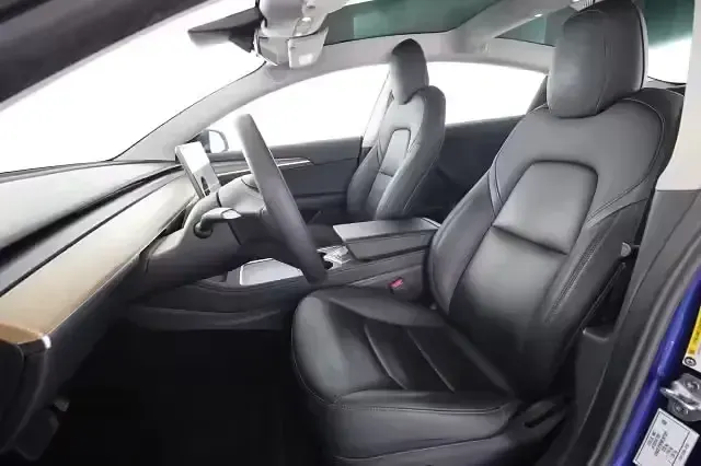 Usata Tesla Model 3 152 kW (208 CV) 2021 Blu oceano Berlina