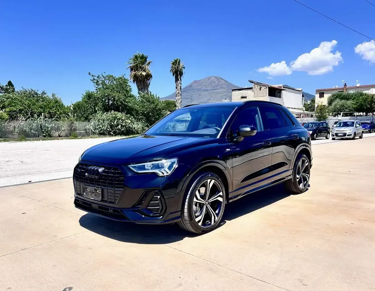 Usata Audi Q3 Sportback S-Line 200 CV (147 kW) 2023 Nero SUV