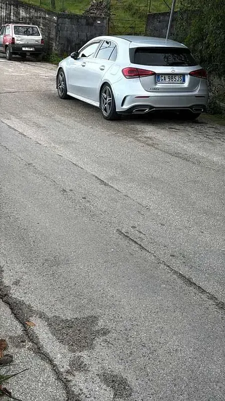 Usata Mercedes 180 Premium 116 CV (85 kW) 2019 Grigio Berlina