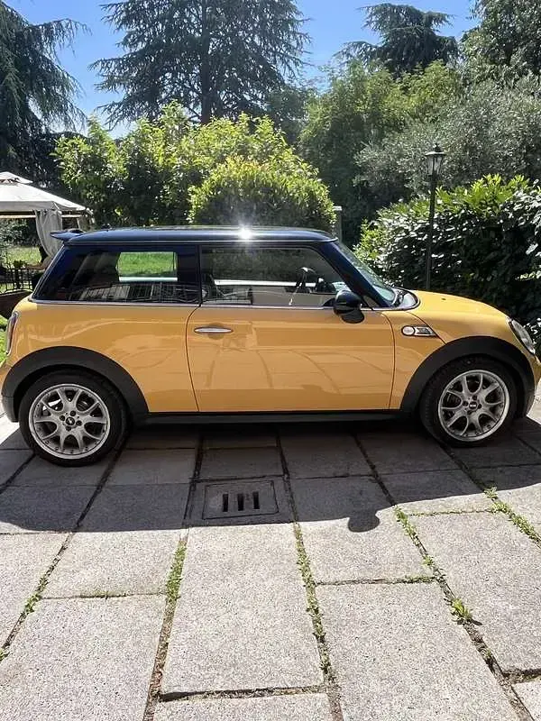 Usata Mini Cooper S Pepper 174 CV (127 kW) 2007 Utilitaria