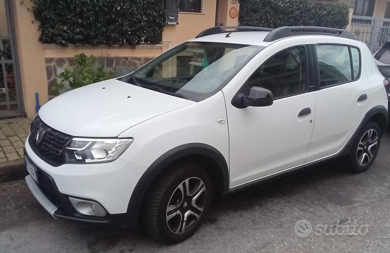 Usata Dacia Sandero Stepway 95 CV (69 kW) 2019 Berlina