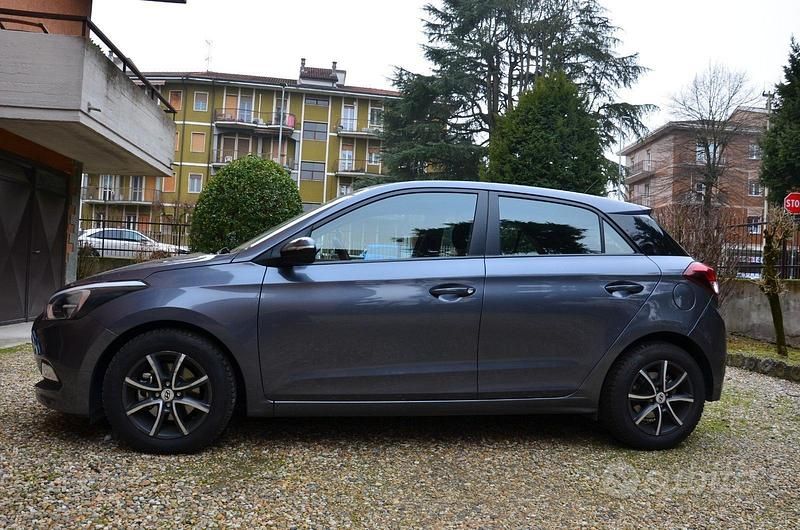 Usata Hyundai i20 Classic 2017 Grigio Utilitaria