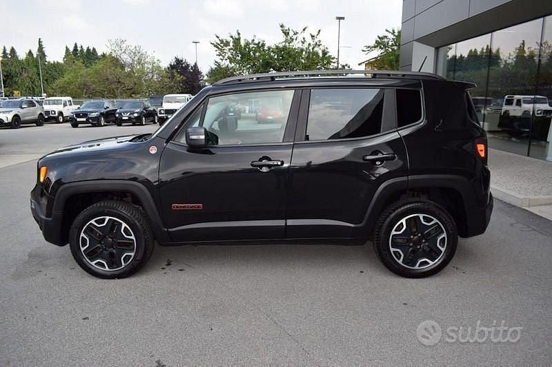 Usata Jeep Renegade Trailhawk 170 CV (125 kW) 2015 Nero SUV