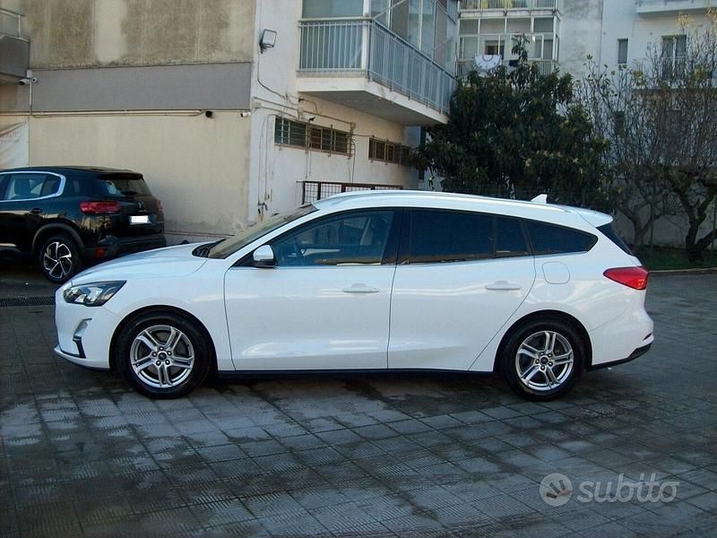 Usata Ford Focus Titanium 120 CV (88 kW) 2020 Bianco Station wagon