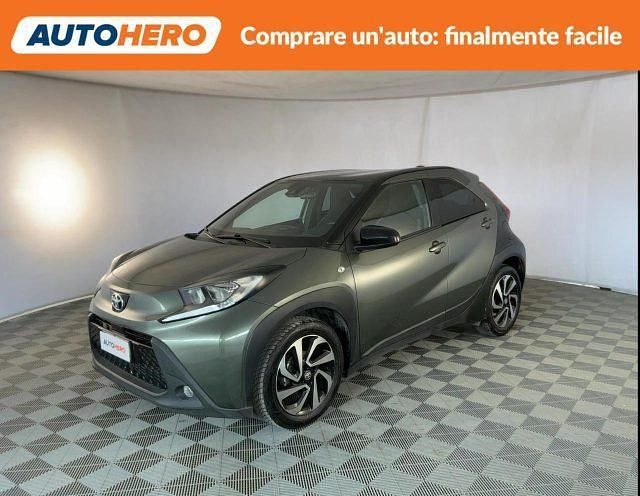 Usata Toyota Aygo X Trend 72 CV (52 kW) 2023 Verde SUV