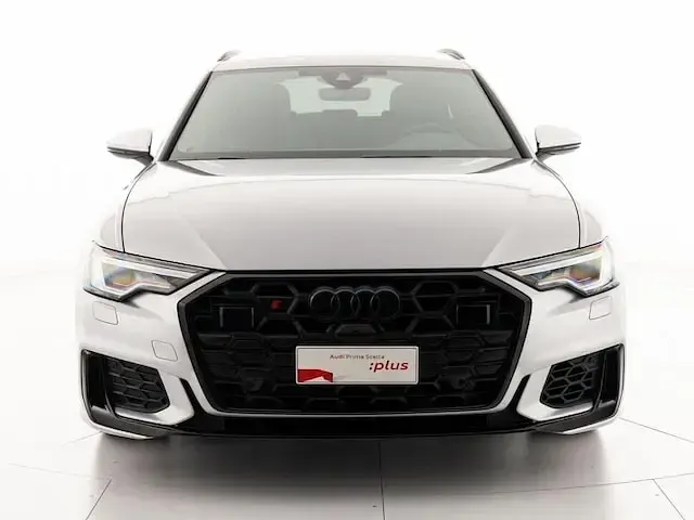 Usata Audi S6 Comfort 344 CV (253 kW) 2024 L5 argento fioretto metallizza Station wagon