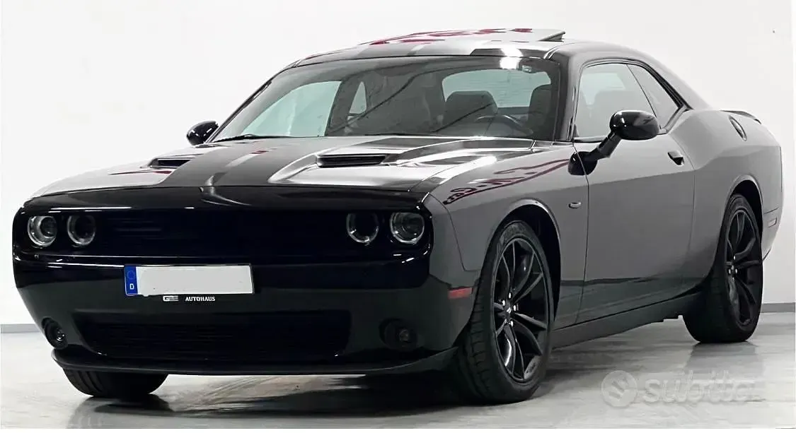 Usata Dodge Challenger 309 CV (227 kW) 2018 Nero Coupé