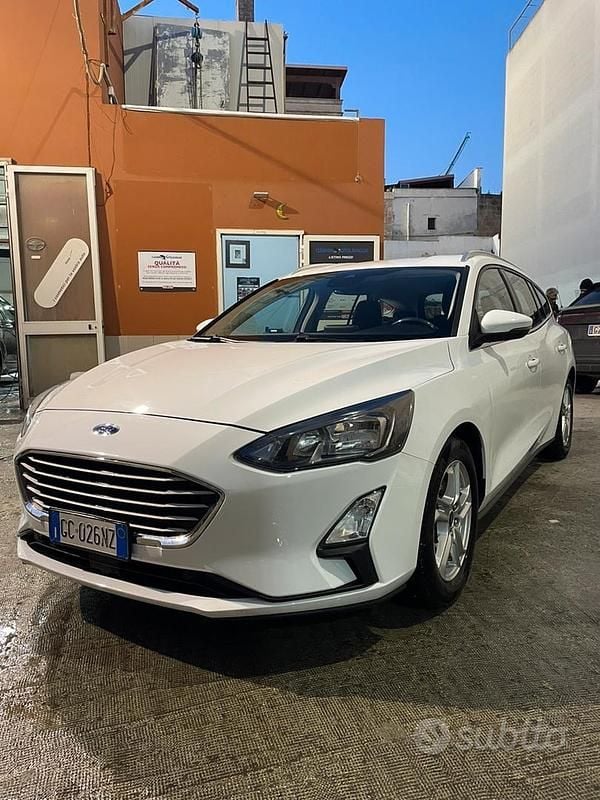 Bianco Usata 2020 Ford Focus Station wagon | 9999 € (Buon prezzo) - Immagine 1/4