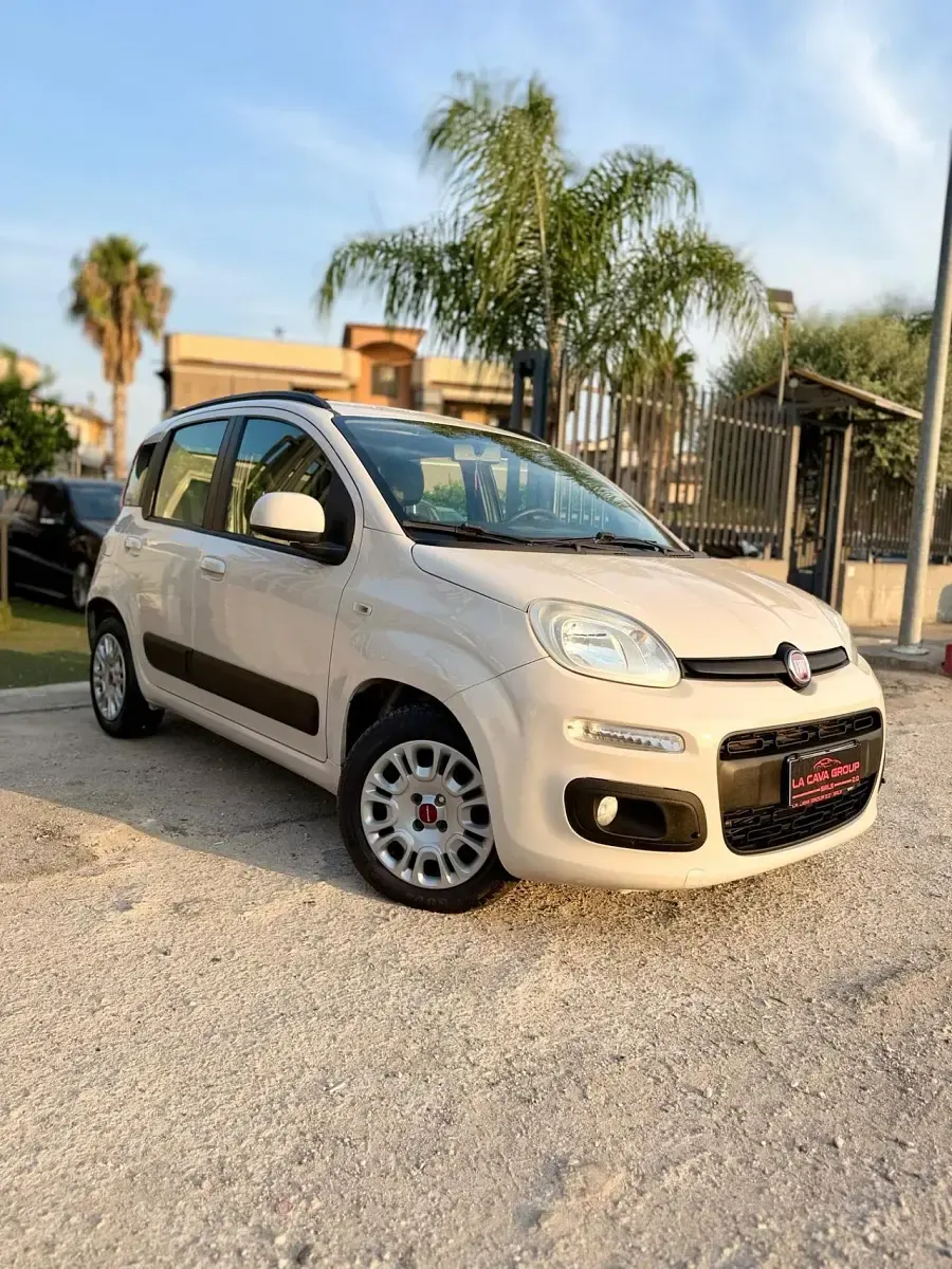 Usata Fiat Panda Lounge 80 CV (58 kW) 2015 Beige Utilitaria