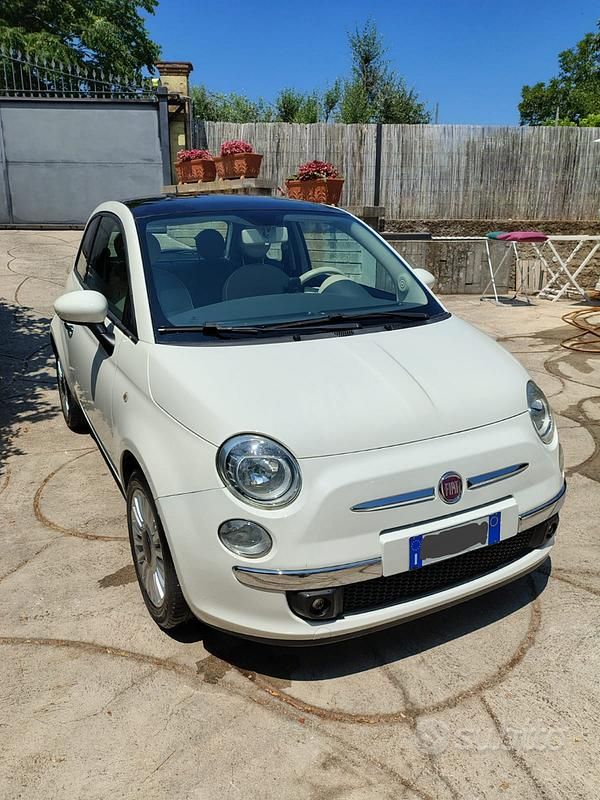 Usata Fiat 500 Lounge 69 CV (50 kW) 2014 Bianco Utilitaria