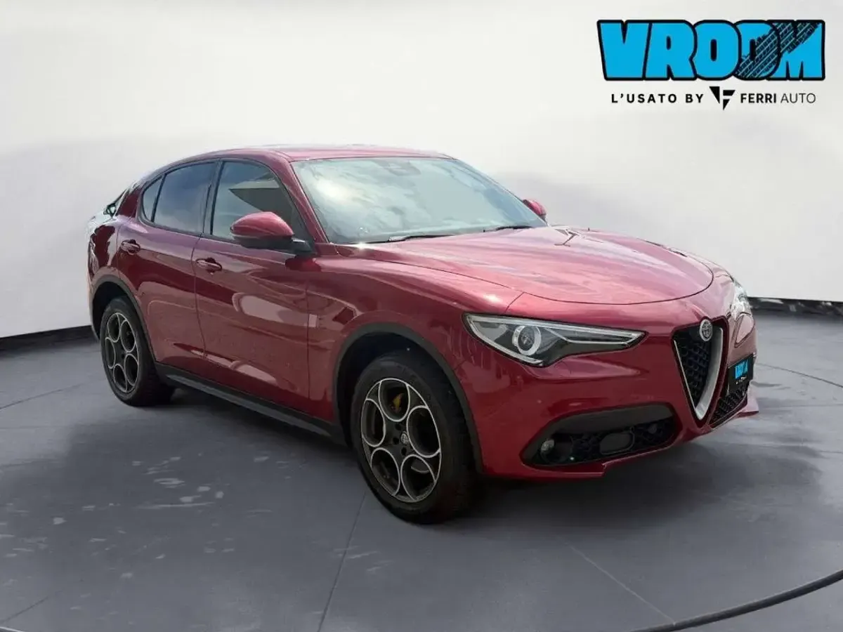 Usata Alfa Romeo Stelvio Executive 209 CV (153 kW) 2017 Rosso SUV