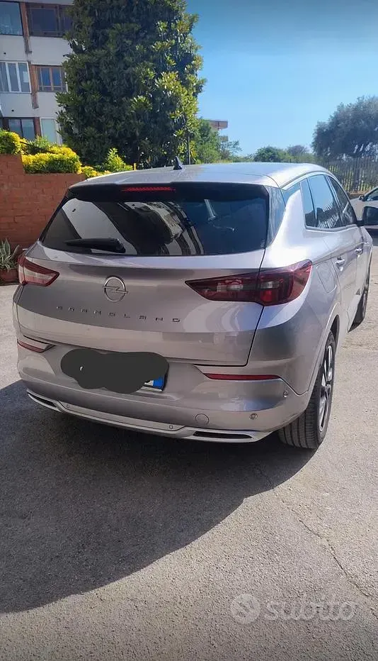 Usata Opel Grandland X Elegance 131 CV (96 kW) 2023 Grigio SUV