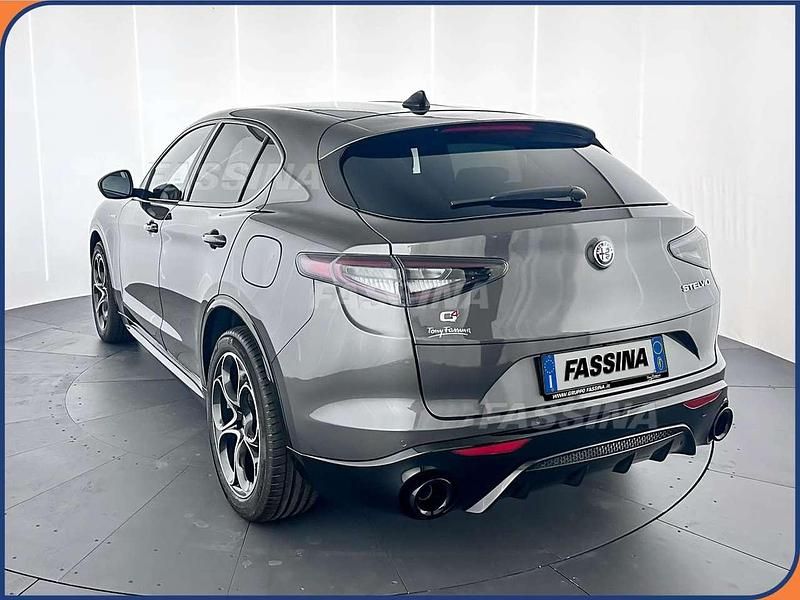 Nuova Alfa Romeo Stelvio Veloce 209 CV (153 kW) 2025 Grigio SUV