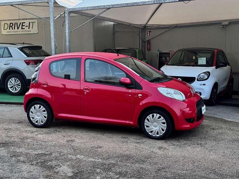 Usata Citroën C1 68 CV (50 kW) 2010 Rosso Utilitaria
