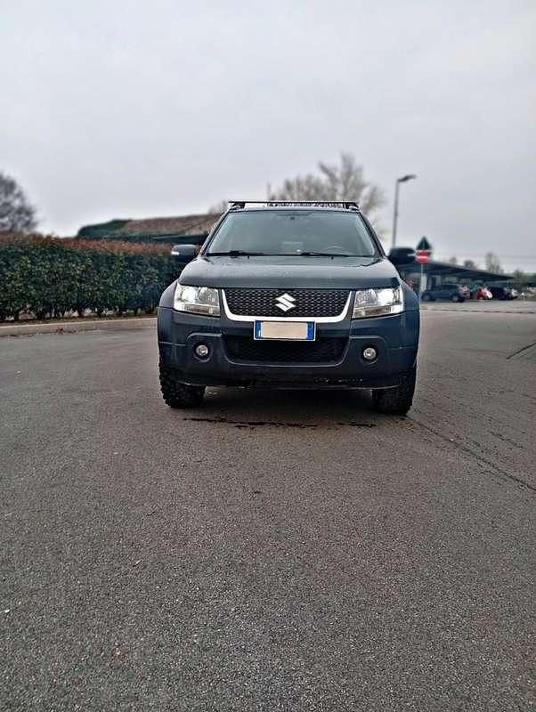 Usata Suzuki Grand Vitara 129 CV (94 kW) 2011 SUV