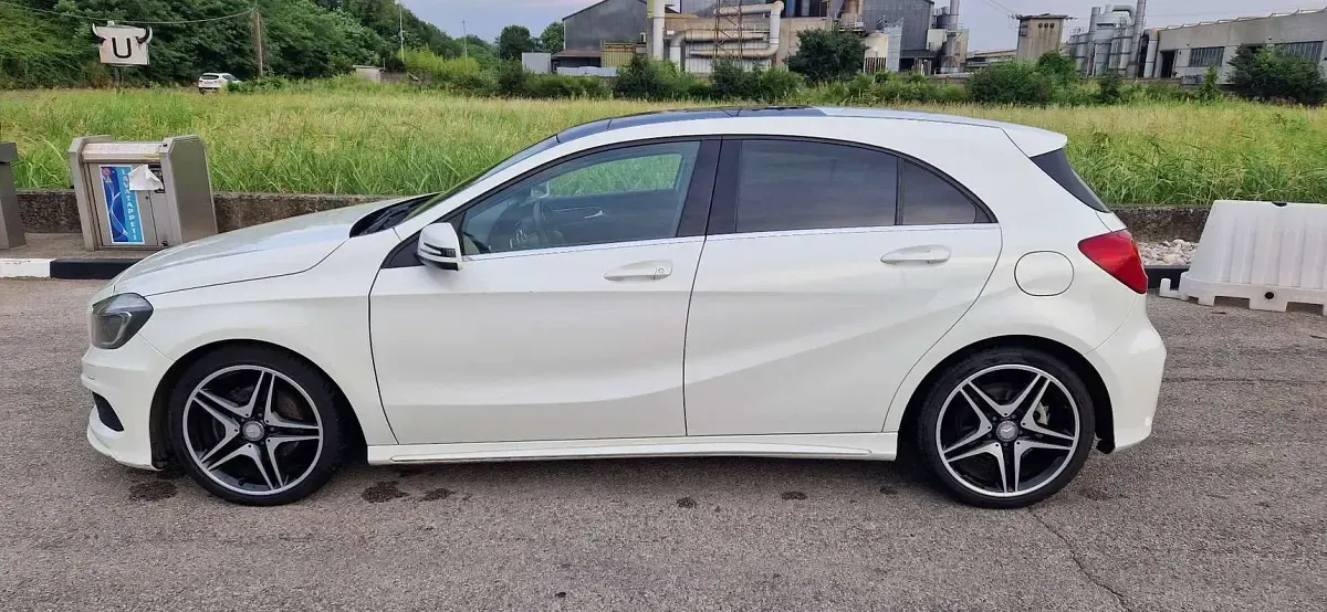 Usata Mercedes A200 Premium 136 CV (100 kW) 2014 Utilitaria