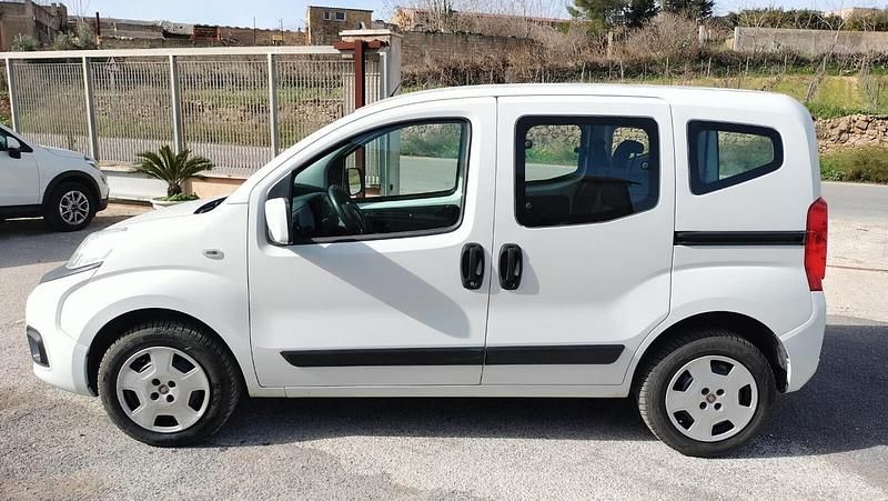 Usata Fiat Fiorino Trekking 95 CV (69 kW) 2018 Bianco Monovolume