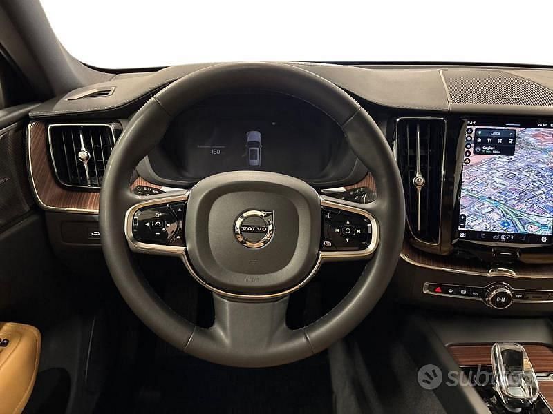 Usata Volvo XC60 Ultimate 197 CV (144 kW) 2023 Altro SUV