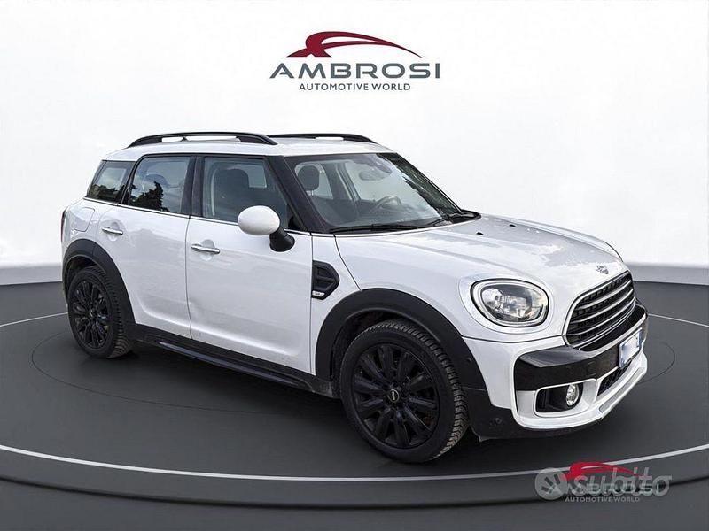 Usata Mini One Countryman Hype 102 CV (75 kW) 2019 Bianco SUV