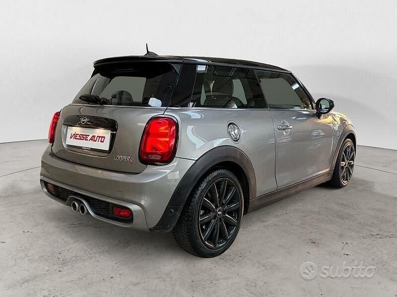 Usata Mini Cooper S Hype 192 CV (141 kW) 2019 Grigio Utilitaria