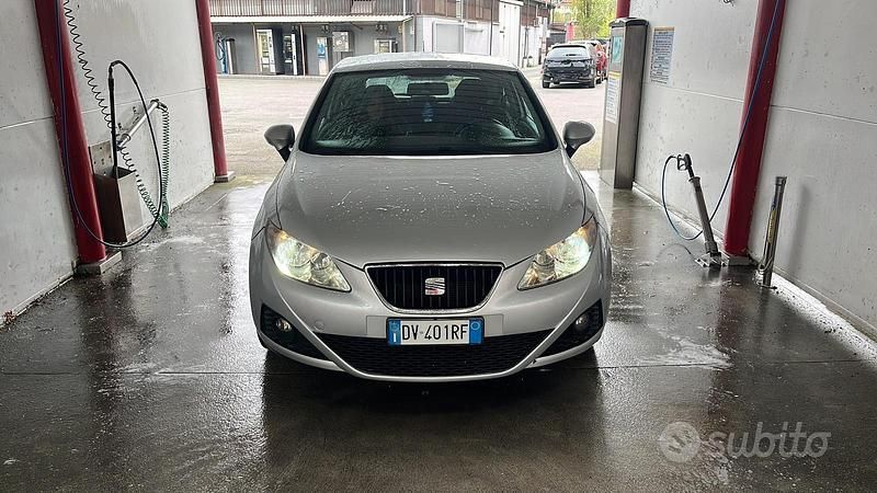 Usata Seat Ibiza 69 CV (50 kW) 2009 Grigio Coupé