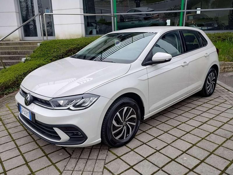 Usata VW Polo Life 80 CV (58 kW) 2023 Ascon grey Utilitaria