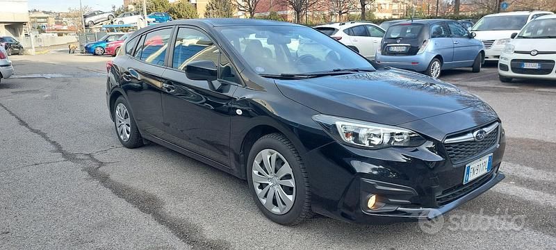 Usata Subaru Impreza 114 CV (83 kW) 2018 Nero Berlina
