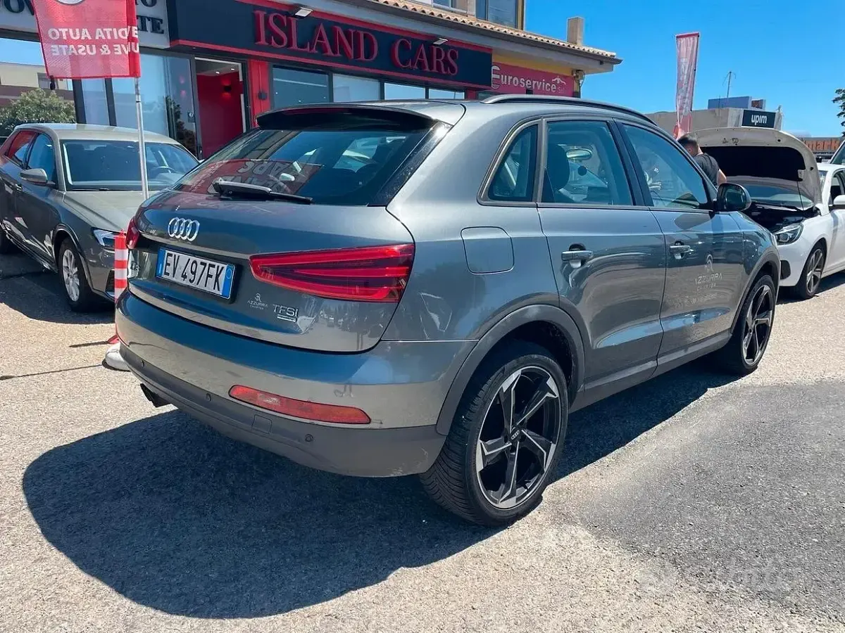 Usata Audi Q3 211 CV (155 kW) 2012 Grigio SUV