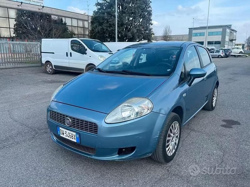 Usata Fiat Grande Punto 77 CV (56 kW) 2009 Blu Utilitaria