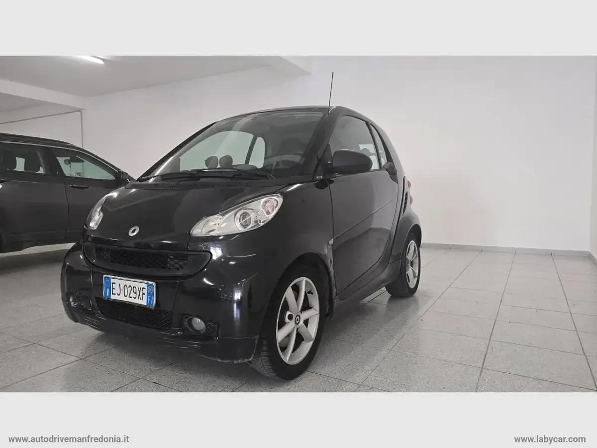 Usata Smart ForTwo Coupé Passion 54 CV (39 kW) 2011 Nero Coupé