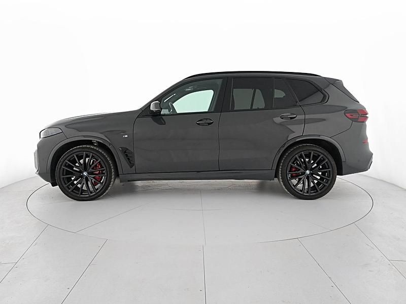 Usata BMW X5 M Sport 352 CV (258 kW) 2024 Dravit grey SUV