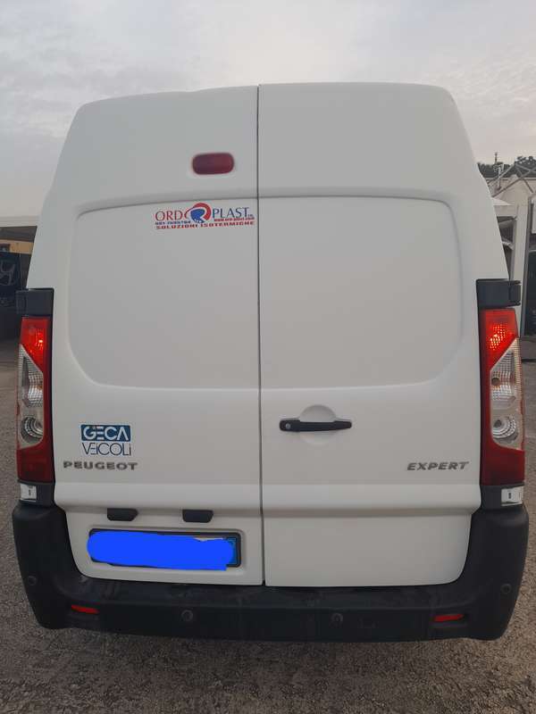 Usato 2015 Peugeot Expert Diesel 120 CV (17.500 €)