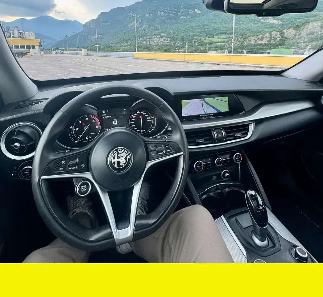 Usata Alfa Romeo Stelvio 209 CV (153 kW) 2017 Other SUV
