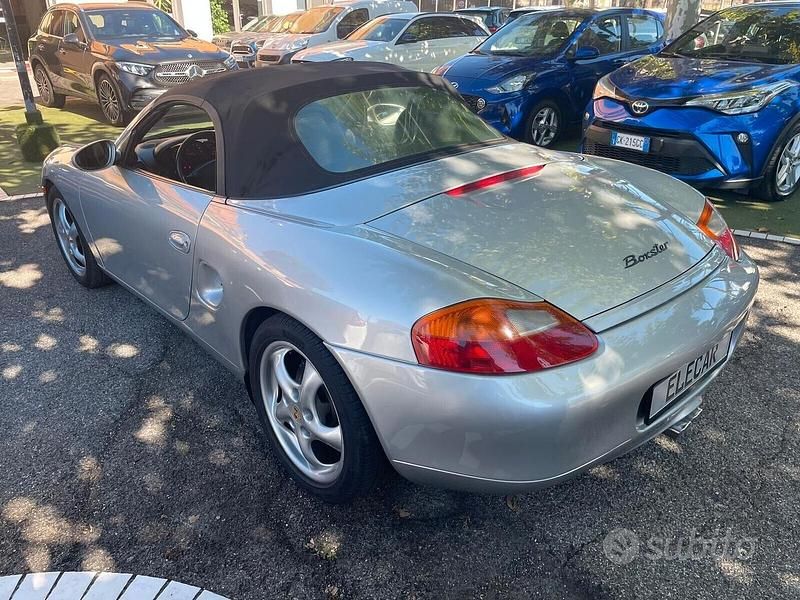 Usata Porsche 986 Boxster 220 CV (161 kW) 1999 Grigio Cabrio